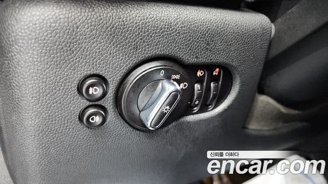 Mini Cooper D 3세대, 2014 18