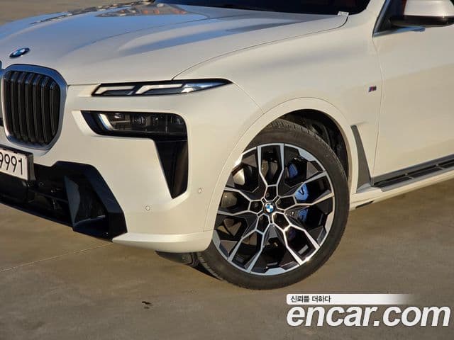 BMW X7 (G07) xDrive 40i M Sport 6인승, 2024 3