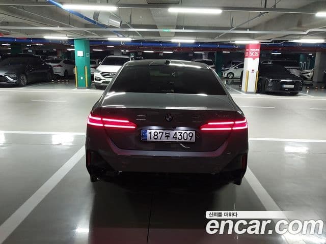 BMW 5시리즈 (G60) 530i xDrive M Sport, 2024 3