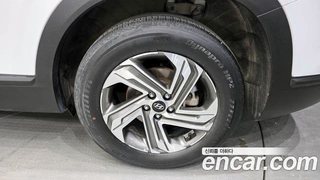 Hyundai The / новый New Santa Fe Exclusive, 2023 все фото