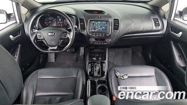 Kia The / новый New K3 Style, 2017 7