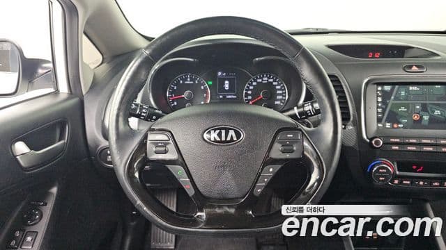 Kia The / новый New K3 Style, 2017 13