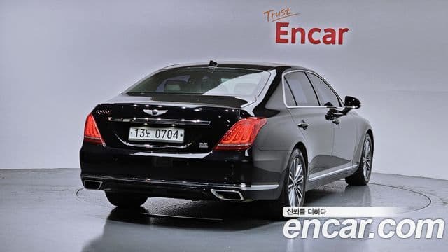 Genesis EQ900 Luxury, 2016 2