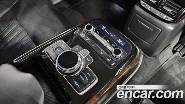 Genesis EQ900 Luxury, 2016 19