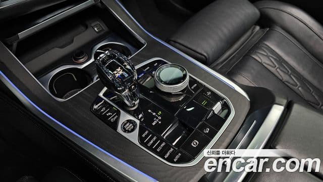 BMW X7 (G07) xDrive 40i Design Pure Excellence 7인승, 2020 9