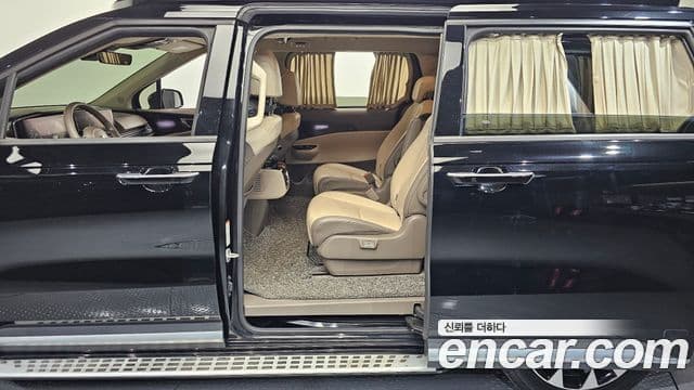 Kia Carnival 4세대 Signature, 2021 11