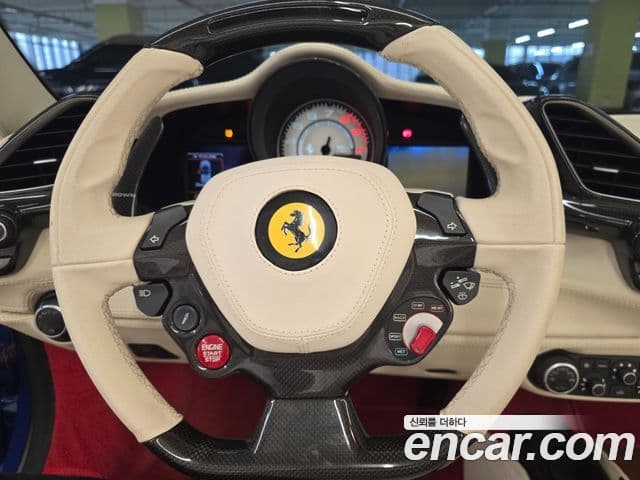 Ferrari 488 스파이더, 2017 11