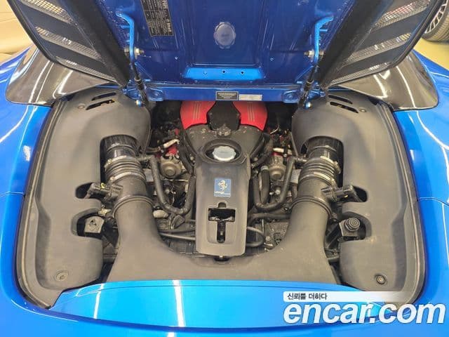 Ferrari 488 스파이더, 2017 18