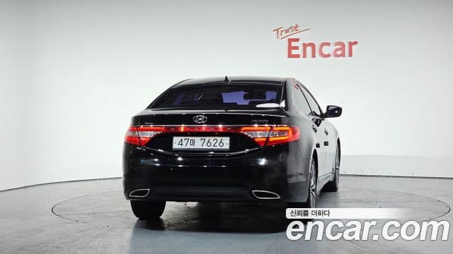 Hyundai Grandeur HG Premium, 2014 4