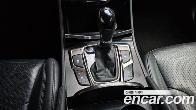 Hyundai Grandeur HG Premium, 2014 9