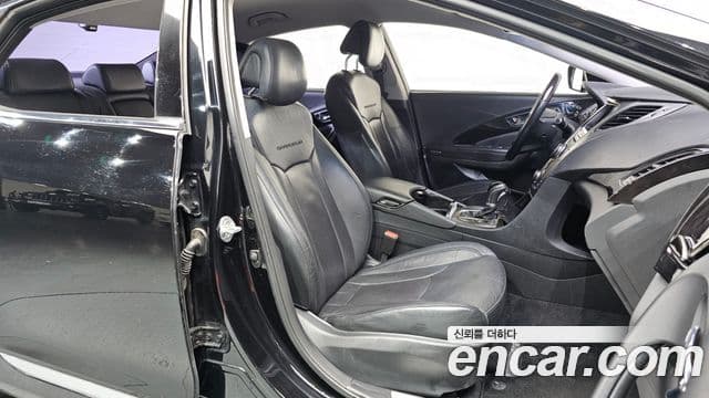 Hyundai Grandeur HG Premium, 2014 10