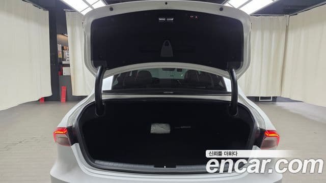 Hyundai The / новый New Grandeur IG гибрид Le Blanc, 2022 20