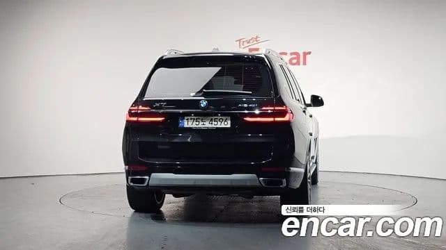 BMW X7 (G07) xDrive 40i Design Pure Excellence 6인승, 2024 4