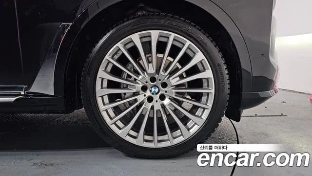BMW X7 (G07) xDrive 40i Design Pure Excellence 6인승, 2024 все фото