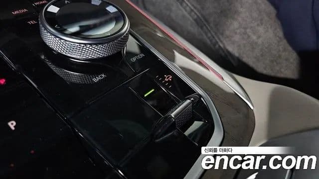 BMW X7 (G07) xDrive 40i Design Pure Excellence 6인승, 2024 18