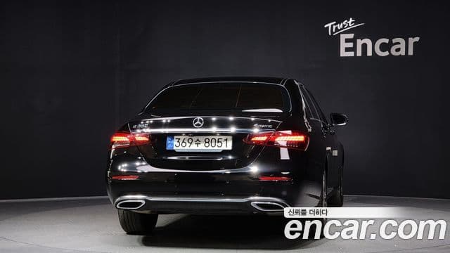 Mercedes-Benz E-класс W213 Avantgarde, 2022 4