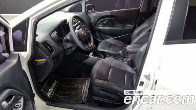 Kia All New Pride Luxury, 2013 10