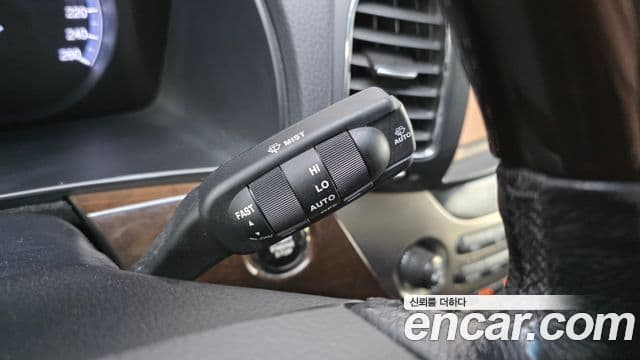 KG모빌리티(SsangYong) 뉴체어맨 W Luxury, 2014 18