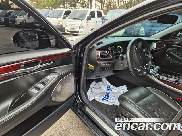 Genesis EQ900 Prestige, 2016 10