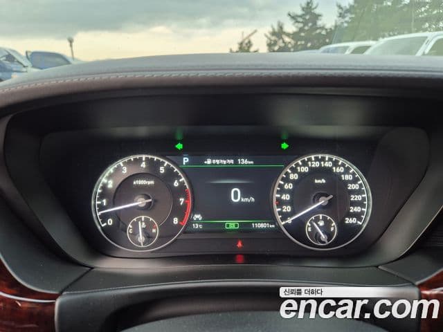 Genesis EQ900 Prestige, 2016 18