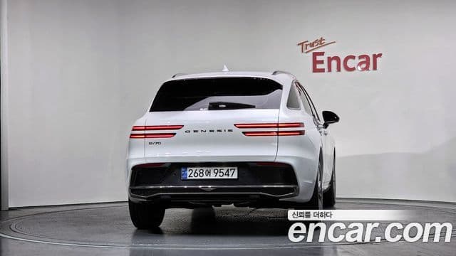 Genesis GV70, 2025 4