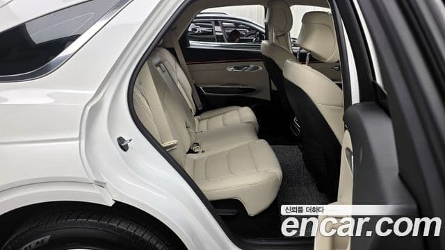 Genesis GV70, 2025 12