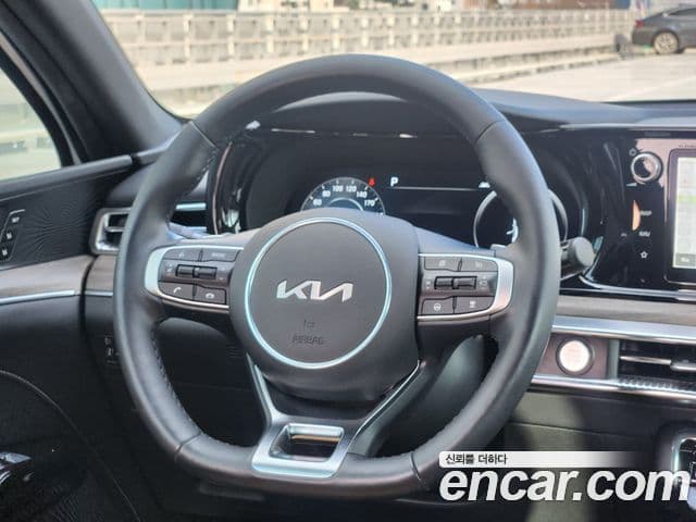 Kia K5 3세대 Signature, 2023 16
