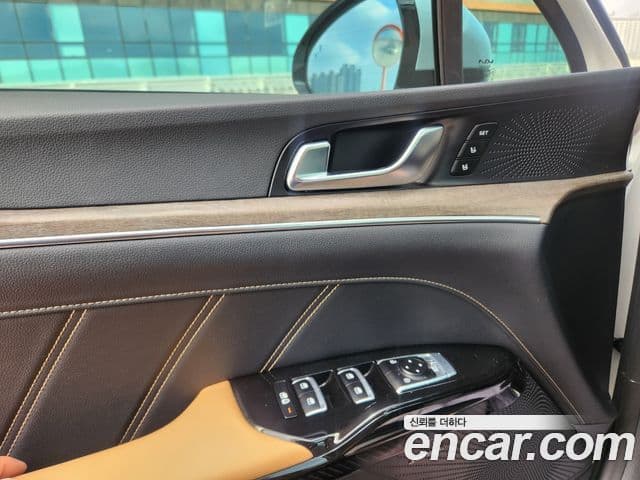 Kia K5 3세대 Signature, 2023 17