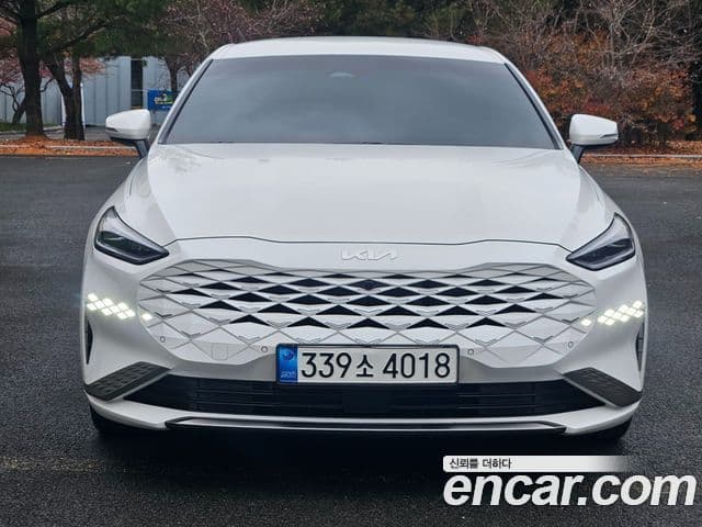 Kia K8 гибрид Signature, 2022 1