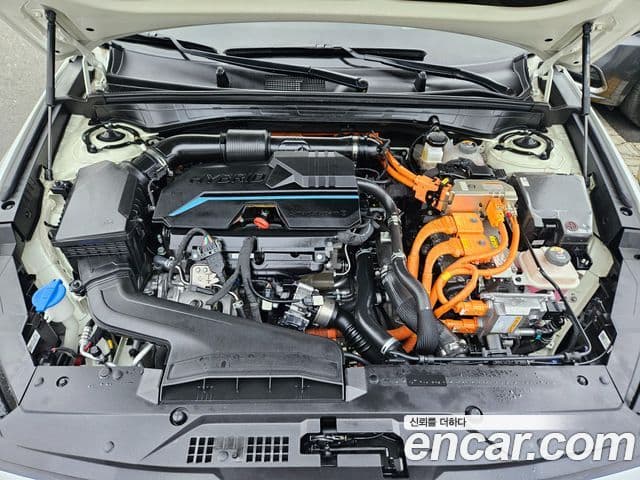 Kia K8 гибрид Signature, 2022 12