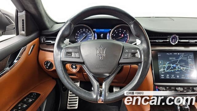 Maserati Quattroporte S Q4 3.0 V6 GranLusso, 2017 13