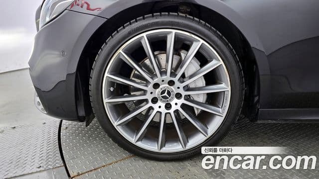 Mercedes-Benz E-класс W213 AMG Line, 2018 все фото
