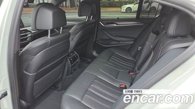BMW 5시리즈 (G30) 520i M Sport, 2022 11