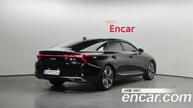 Kia K8 гибрид Signature, 2023 2