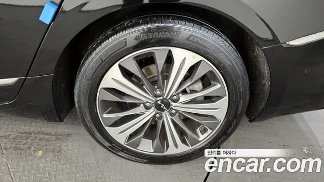 Kia K8 гибрид Signature, 2023 все фото