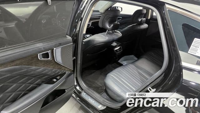 Kia K8 гибрид Signature, 2023 11