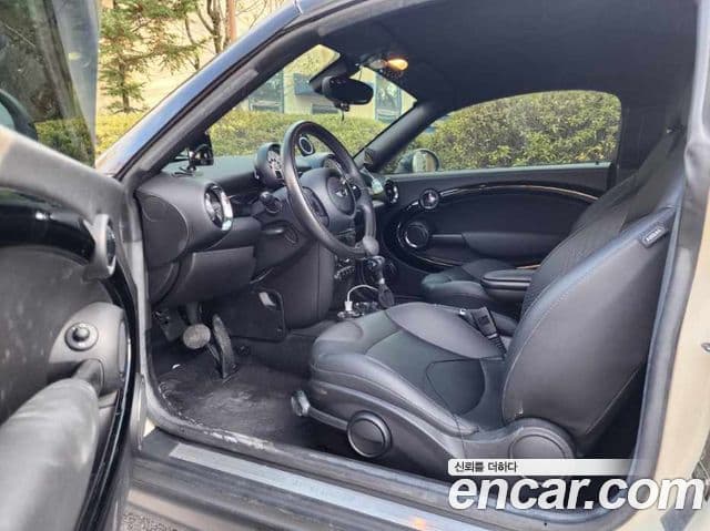 Mini Cooper S купе, 2012 12