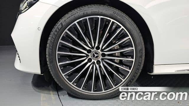 Mercedes-Benz E-класс W214 Exclusive, 2024 все фото