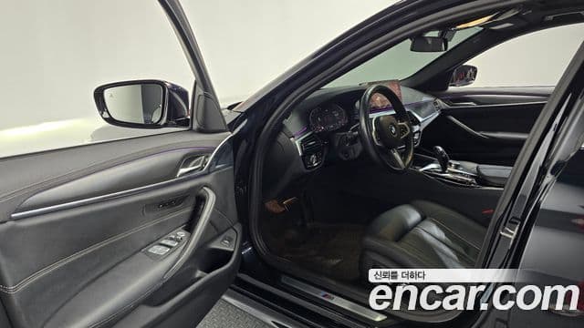 BMW 5시리즈 (G30) 520i M Sport, 2023 10