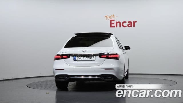 Mercedes-Benz E-класс W213 AMG Line, 2022 4