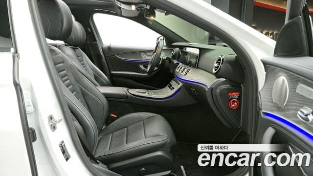 Mercedes-Benz E-класс W213 AMG Line, 2022 11