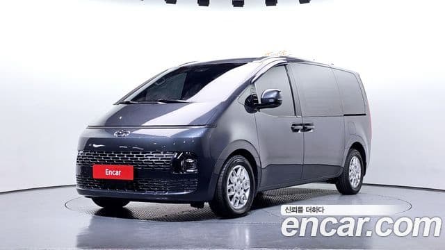 Hyundai Staria Modern, 2023 1