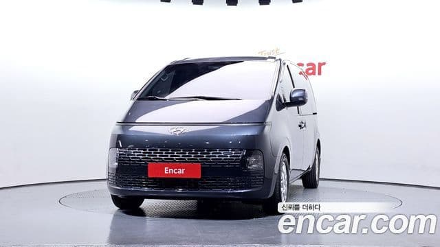 Hyundai Staria Modern, 2023 3