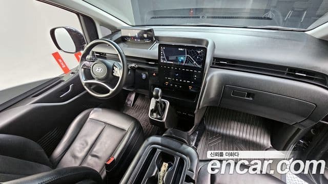 Hyundai Staria Modern, 2023 7