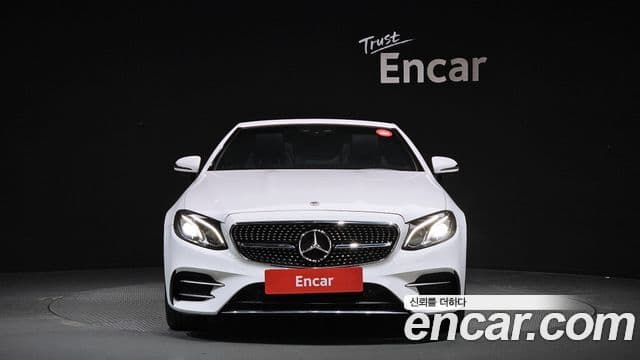 Mercedes-Benz E-класс W213 E220d кабриолет, 2018 3