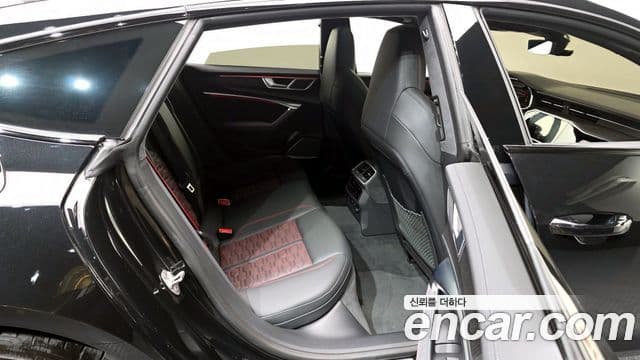 Audi RS7 (4K) 4.0 TFSI Quattro performance, 2025 12