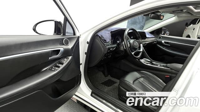 Hyundai Sonata (DN8) Premium Family, 2021 11