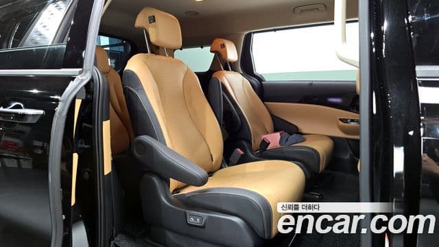 Kia Carnival 4세대 Signature, 2023 12