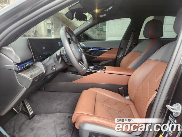 BMW i5 (G60), 2024 10