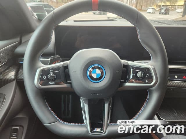 BMW i5 (G60), 2024 16